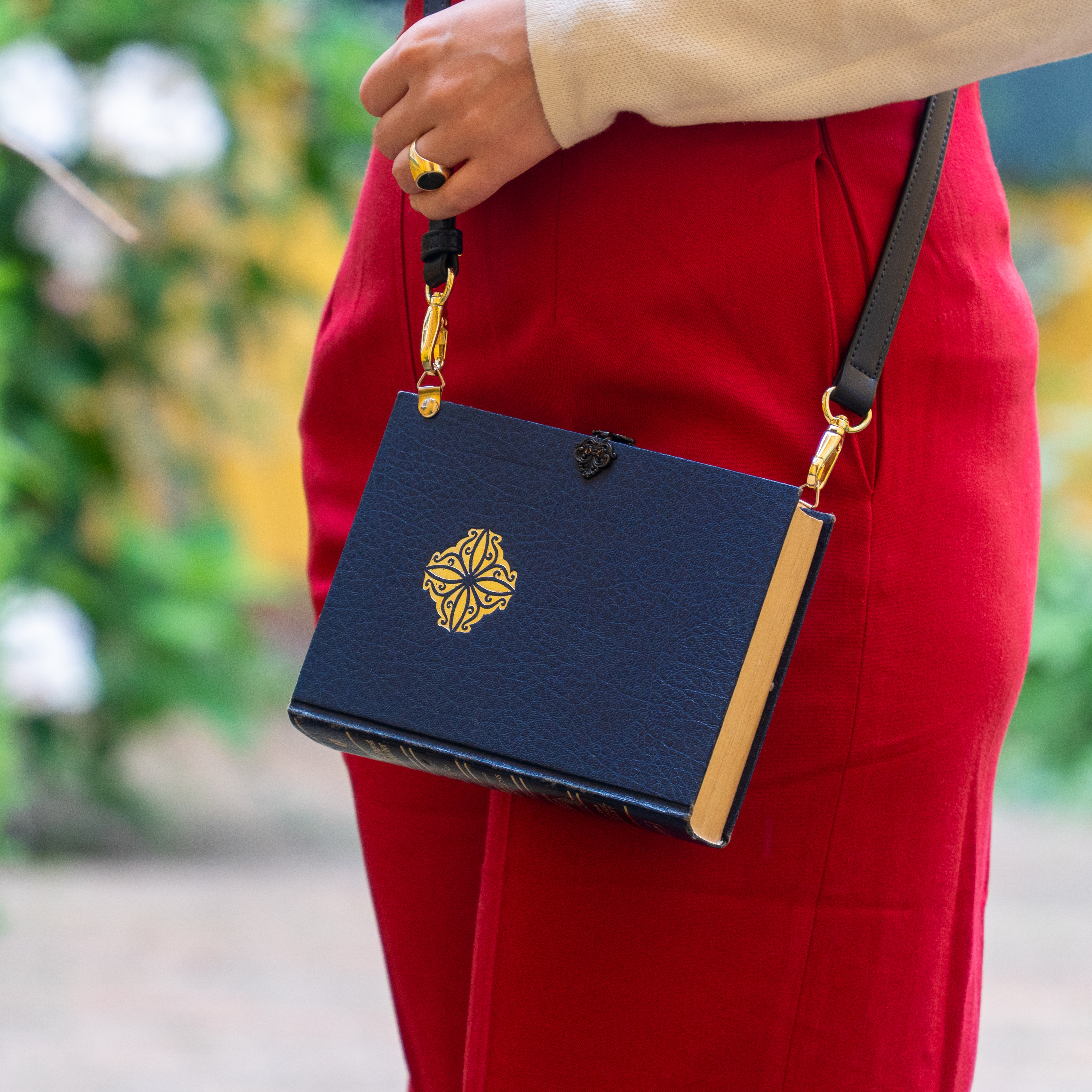 Handtasche "Bücherwurm"