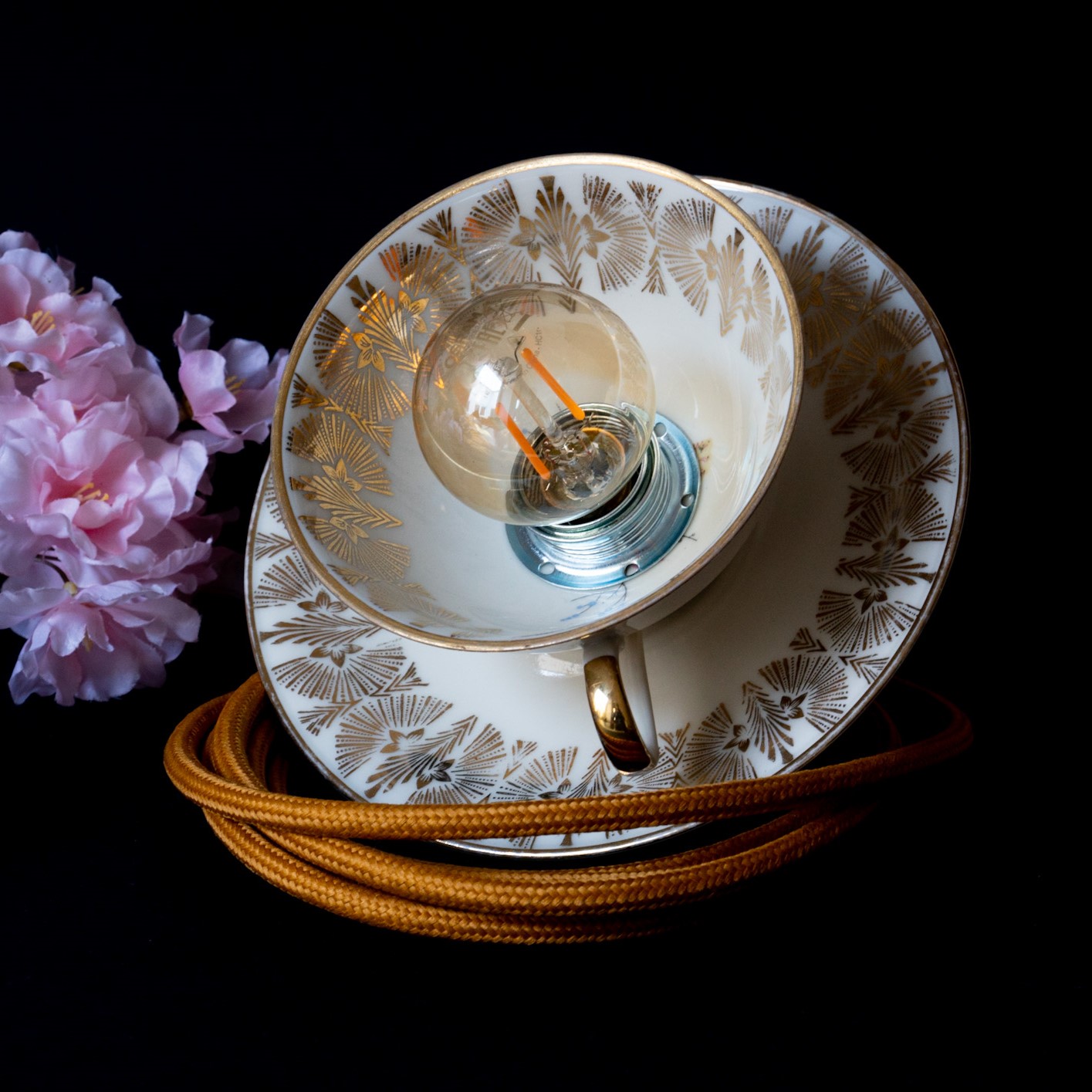 Pendelleuchte "Tee-Licht"